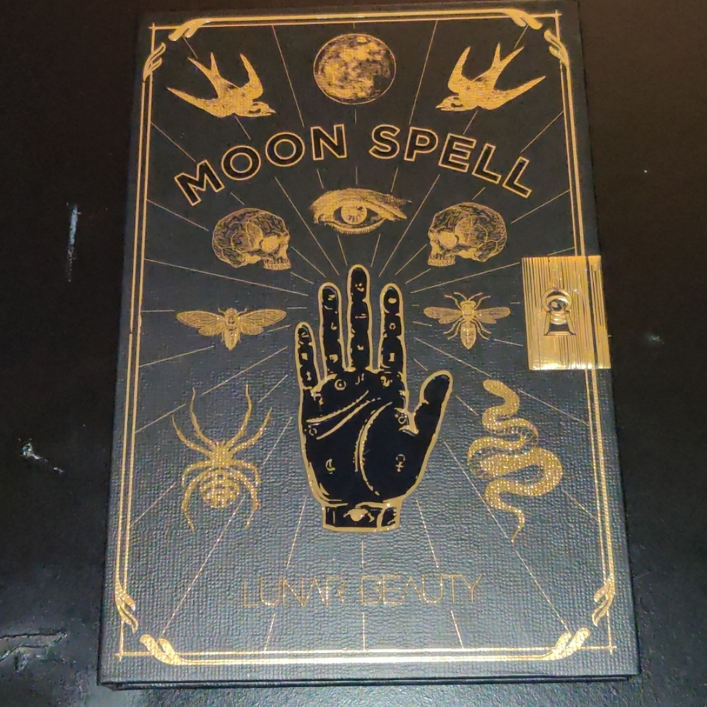 Lunar Beauty x Moon Spell Pallet